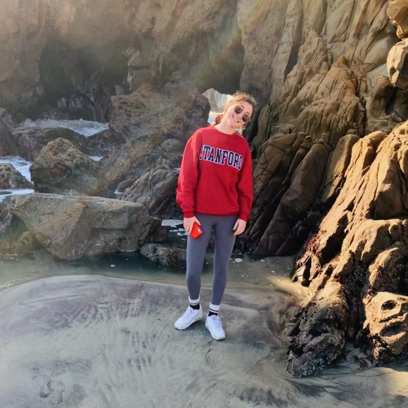 Meet your Posher, Jillian - Picture 1 of 1